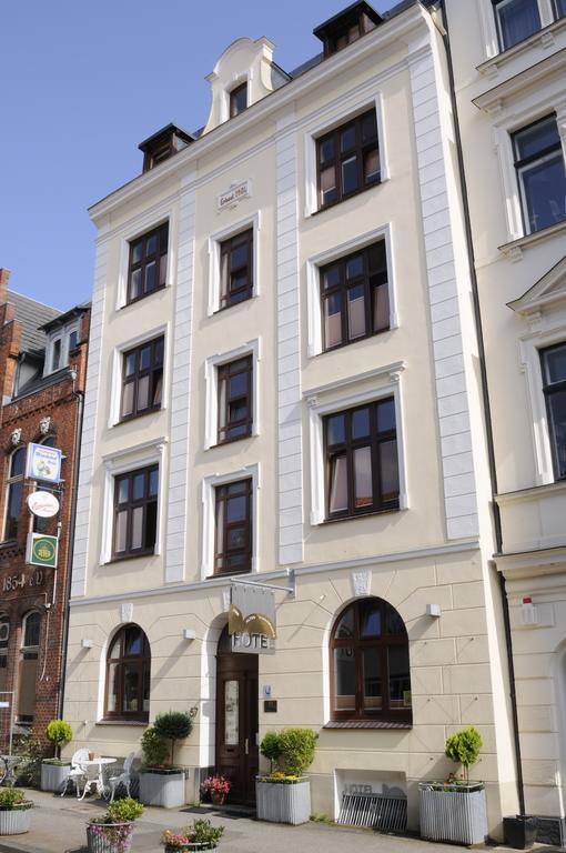 Hotel Zur Alten Stadtmauer Lubeka Zewnętrze zdjęcie